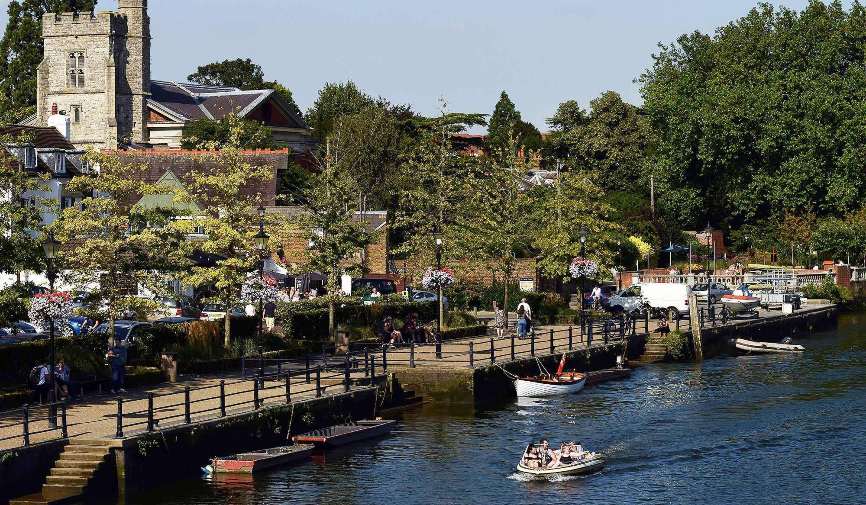 Twickenham River Side